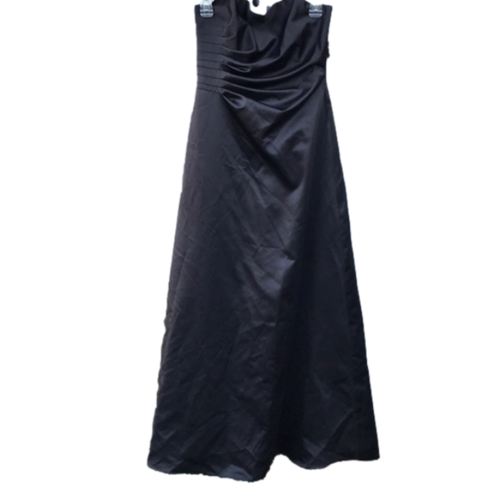 NWT Black classic evening gown